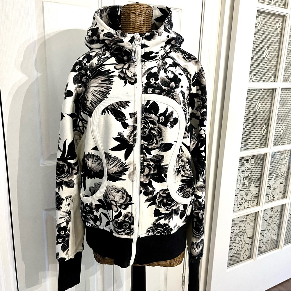 Floral Black and White Women's Hoodie